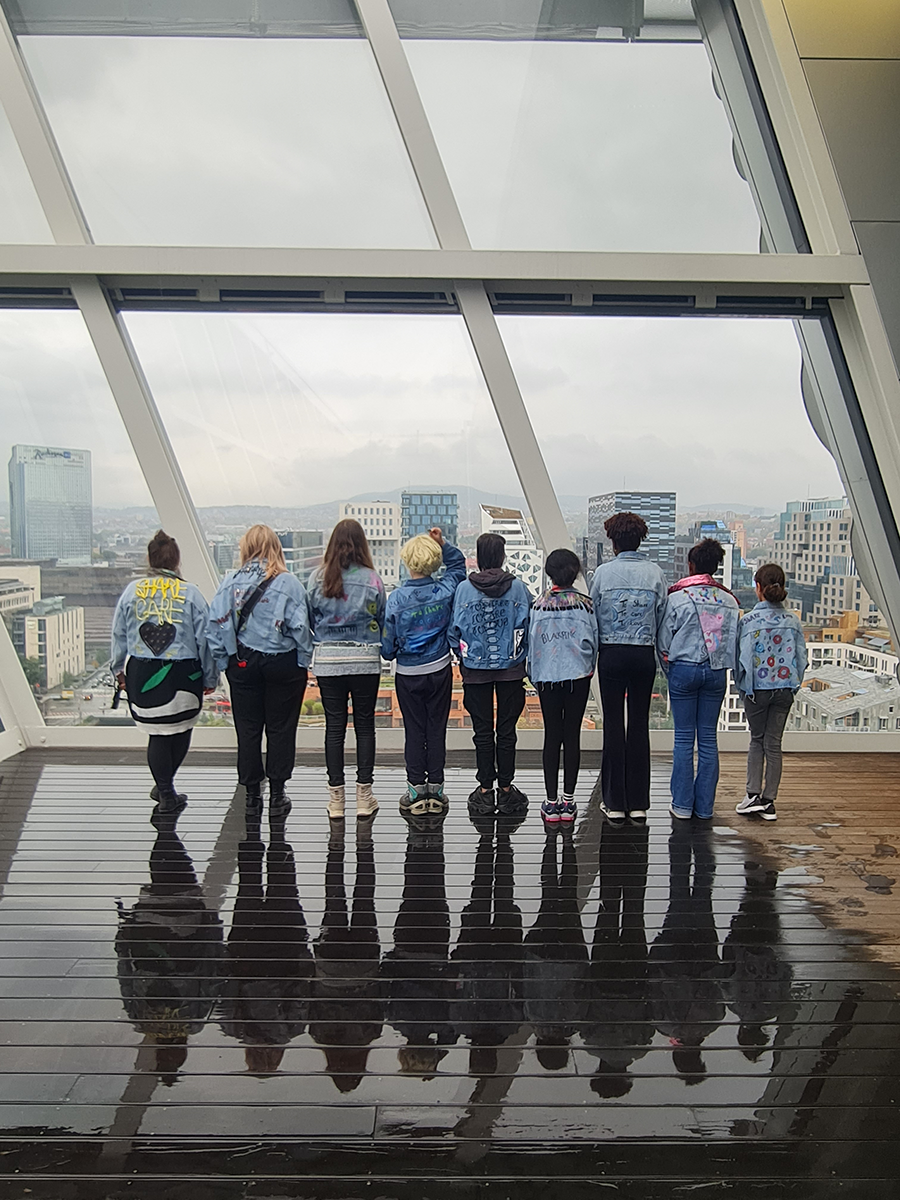 Mobilizing Citizenship workshop by Walk of Shame, SHARING IS CARING, autumn 2022.